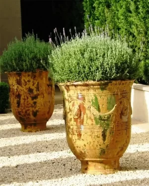 Anduze Urn - Authentic Flamme weathered